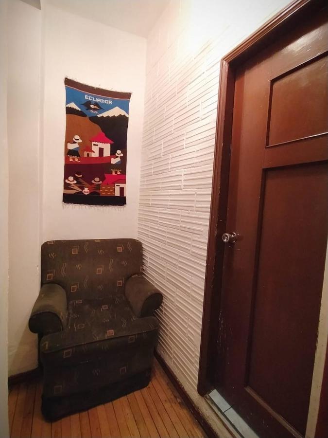 Hostal La Casa Tolena Quito - Ecuador 호텔 외부 사진