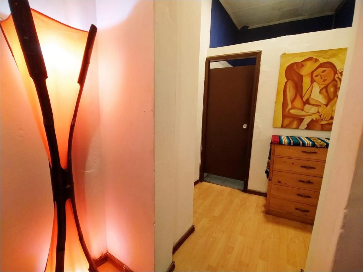 Hostal La Casa Tolena Quito - Ecuador 호텔 외부 사진